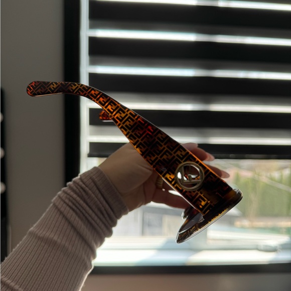 Fendi Cat Eye Sunglasses - Picture 2 of 5